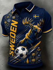 Herrpolo med konstnärlig tryck i svenska fotbollsfärgerna